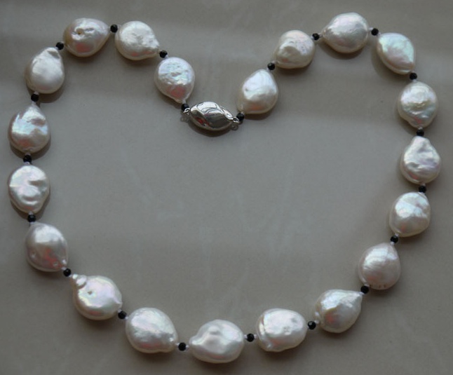 11-12 mm Souffle Freshwater Pearl Necklace 11-12 mm Souffle Freshwater Pearl Necklace